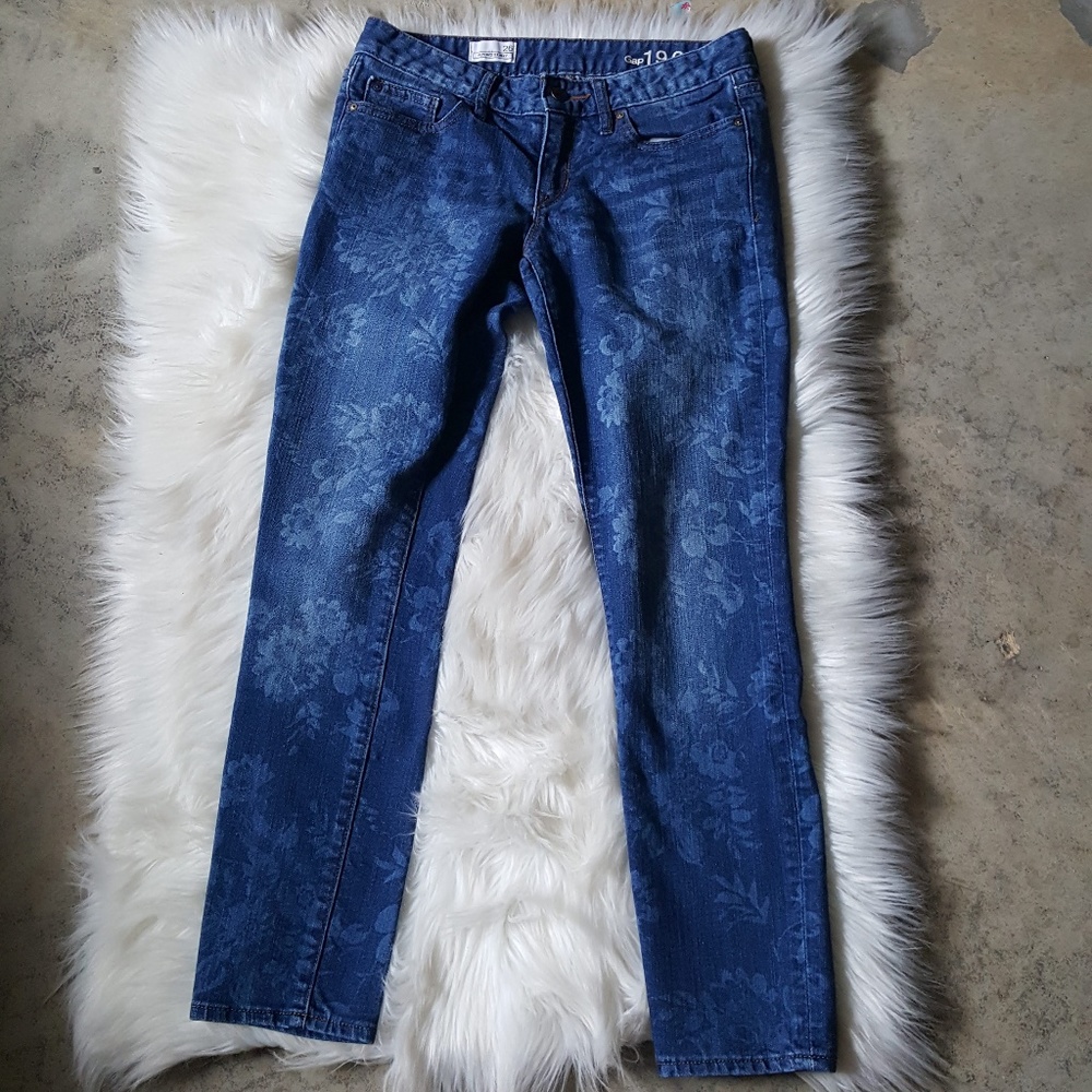 GAP Always Skinny floral print medium wash jean 26